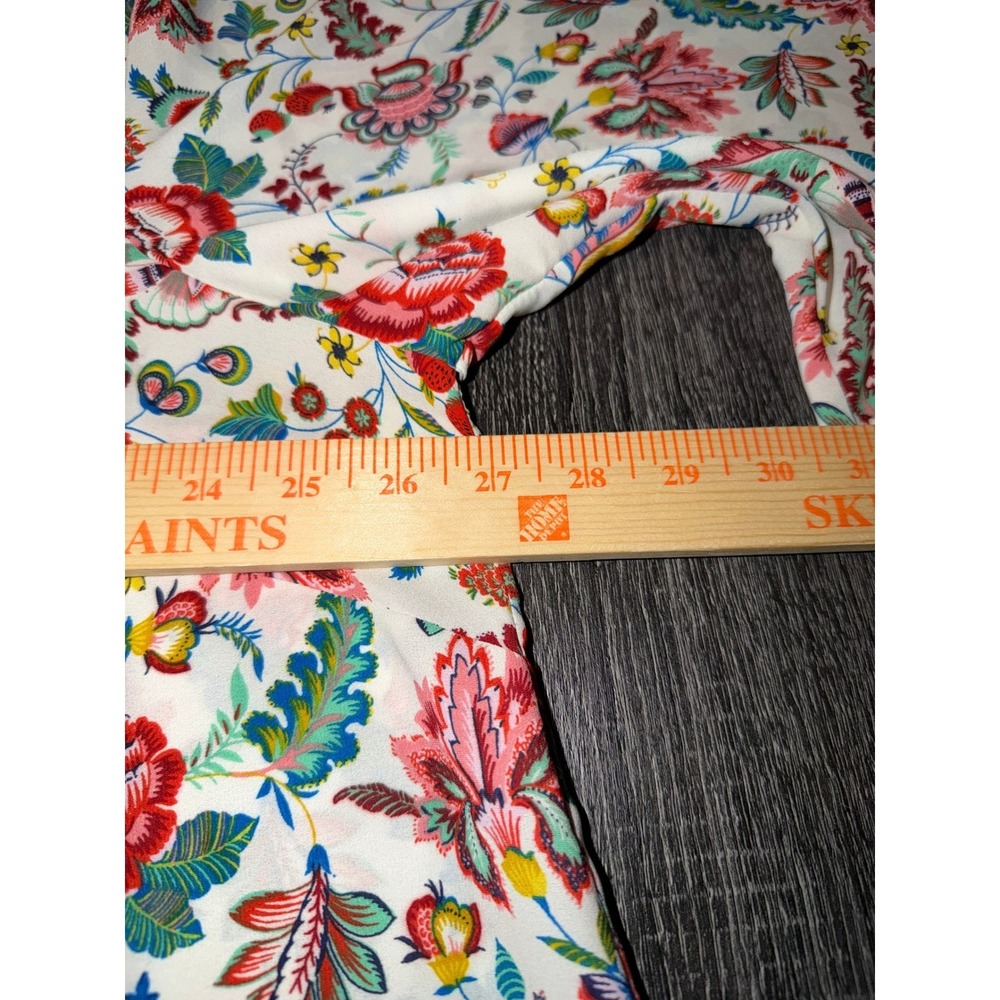 ROSE + OLIVE Floral Print Blouse Top Women's Size 3X Red Border - Picture 3 of 6